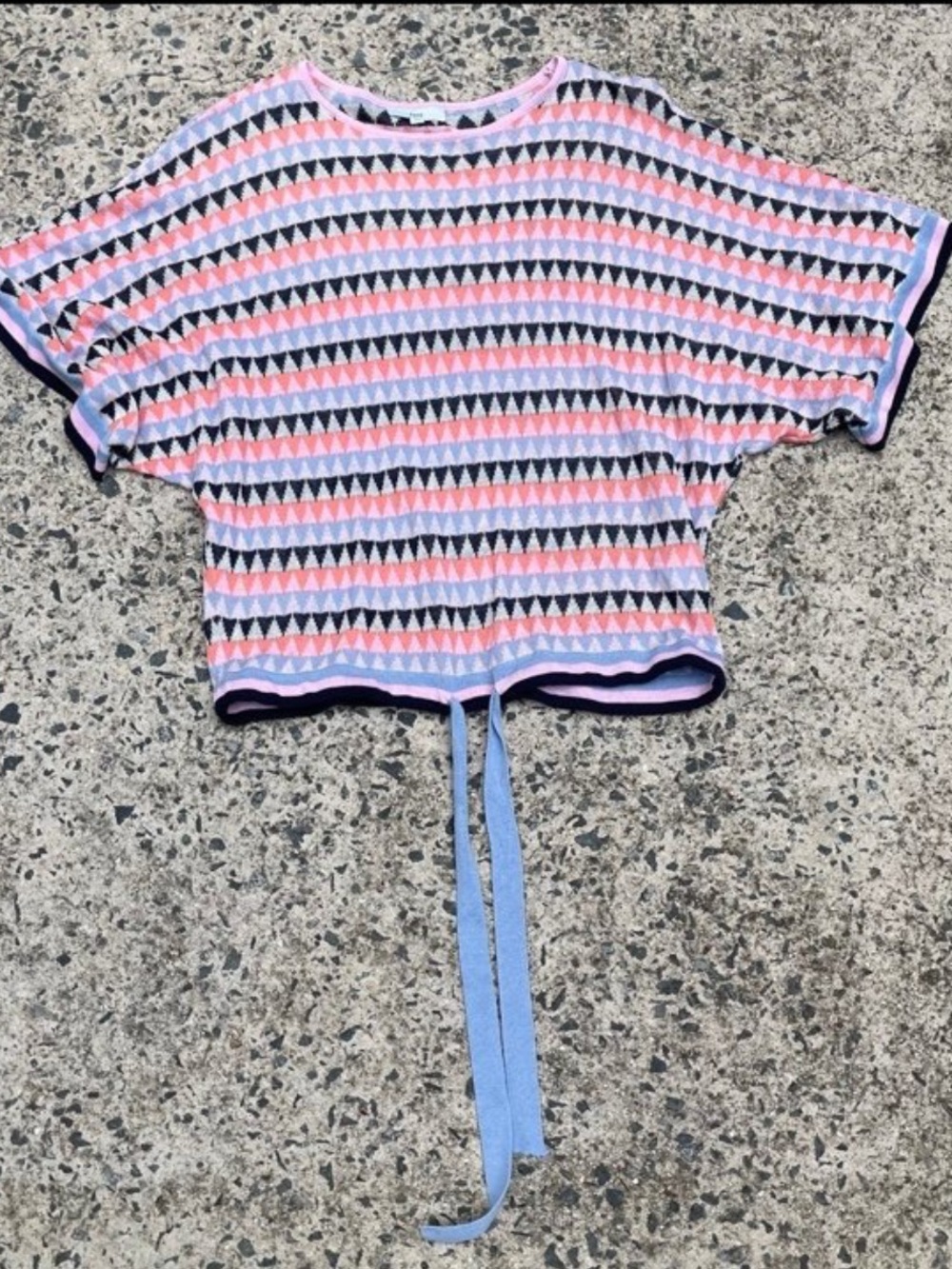 short sleeve funky patterned sweater